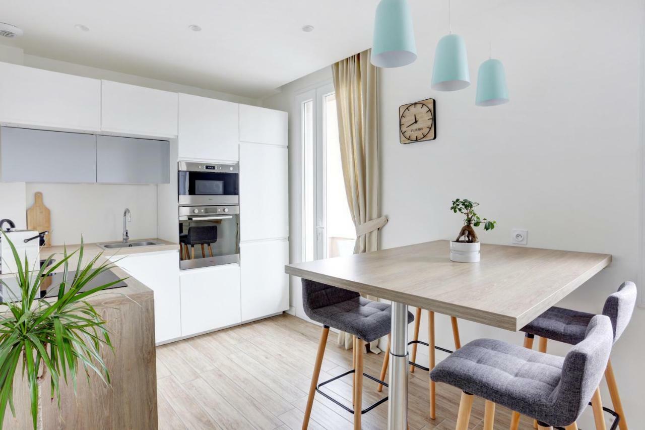L'Amandine ,45 M2 Terrasse Et Garage Centre Ville Saint-Raphaël Kültér fotó